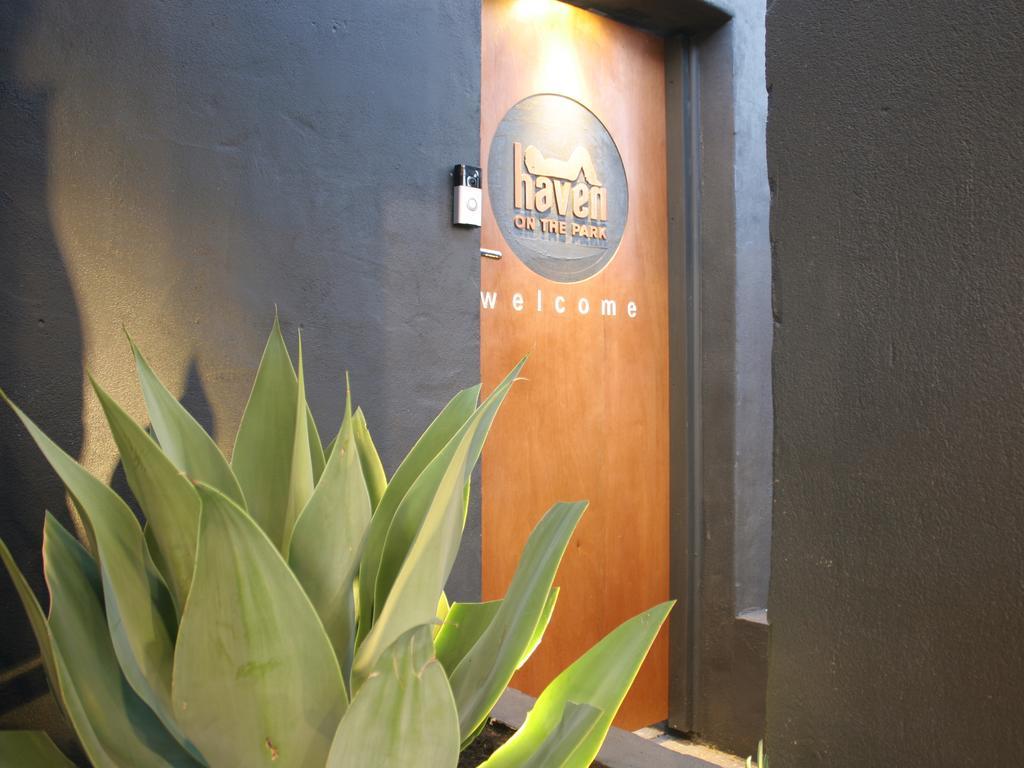 Haven On The Park Hotel Perth Exterior foto